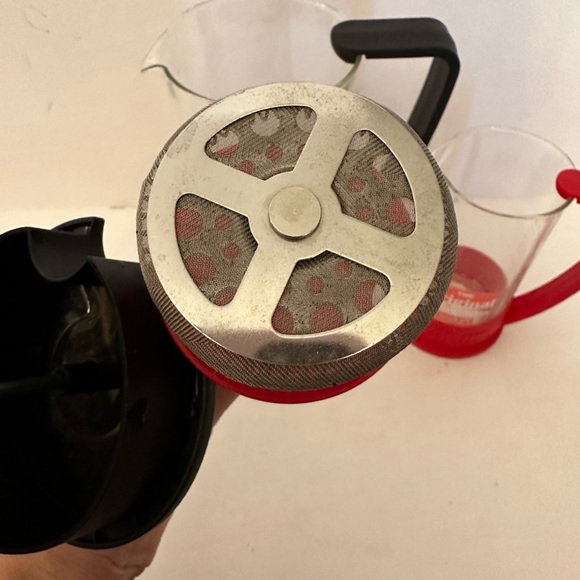 Set of 2 gently used body French coffee presses one full size one mini - Picture 6 of 11